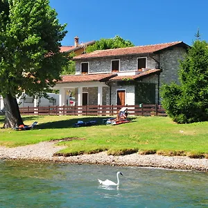 villa-carolina-domaso.it-lombardy.com/